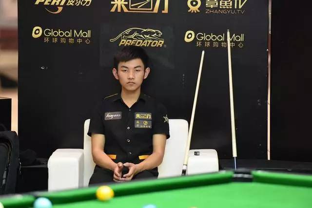 詹俊：曼联前场进攻混乱、B费状态堪忧；利物浦锋线良性竞争