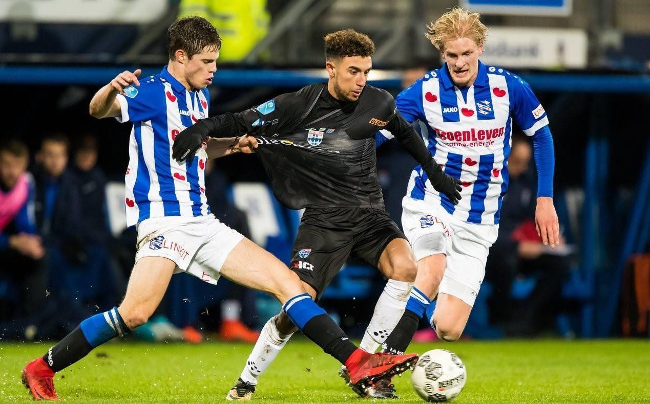 虽然越南队 虽然越南队