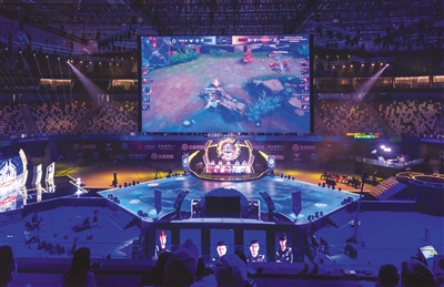 广泛讨论 广泛讨论