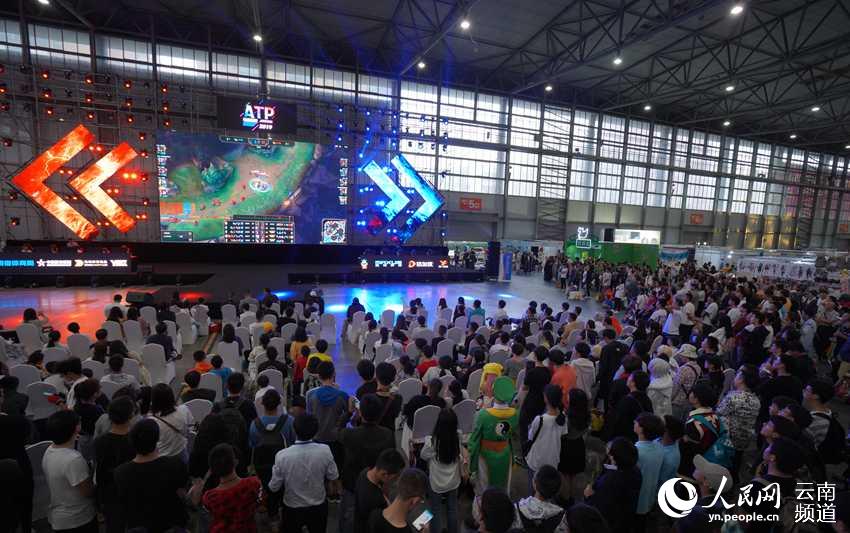 相比之下 相比之下