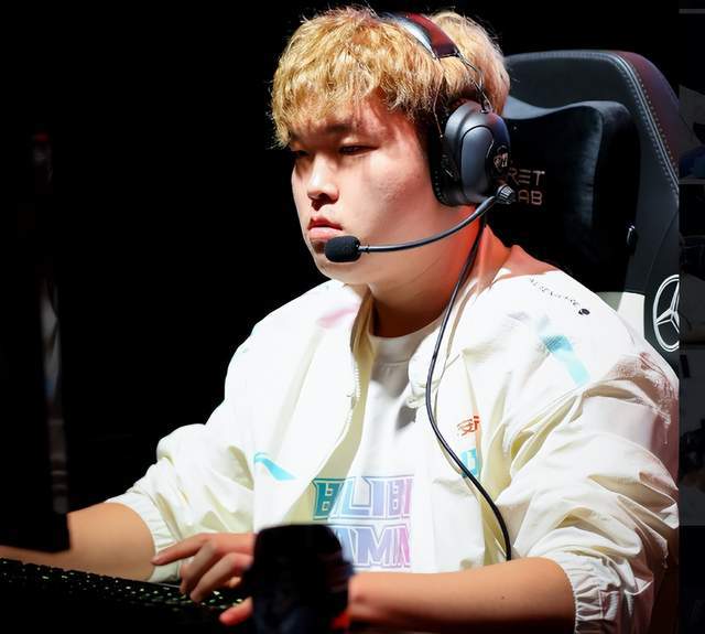 魔术队本场 魔术队本场