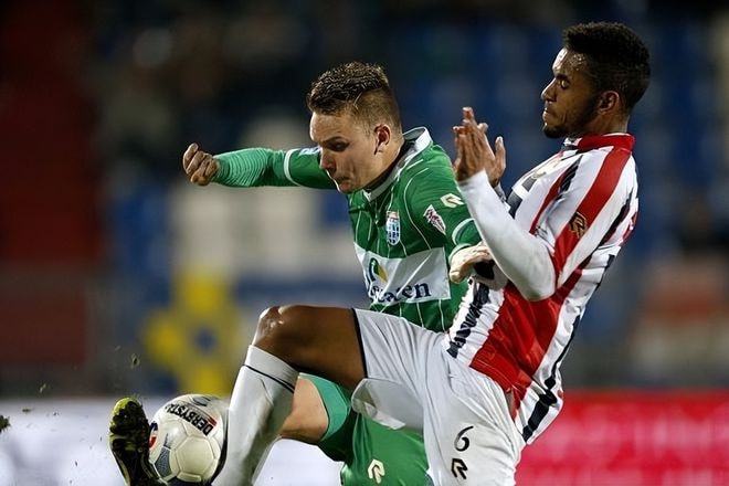 出血没哨 出血没哨