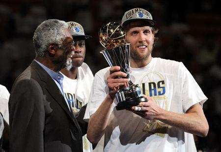 正沿着一个 正沿着一个